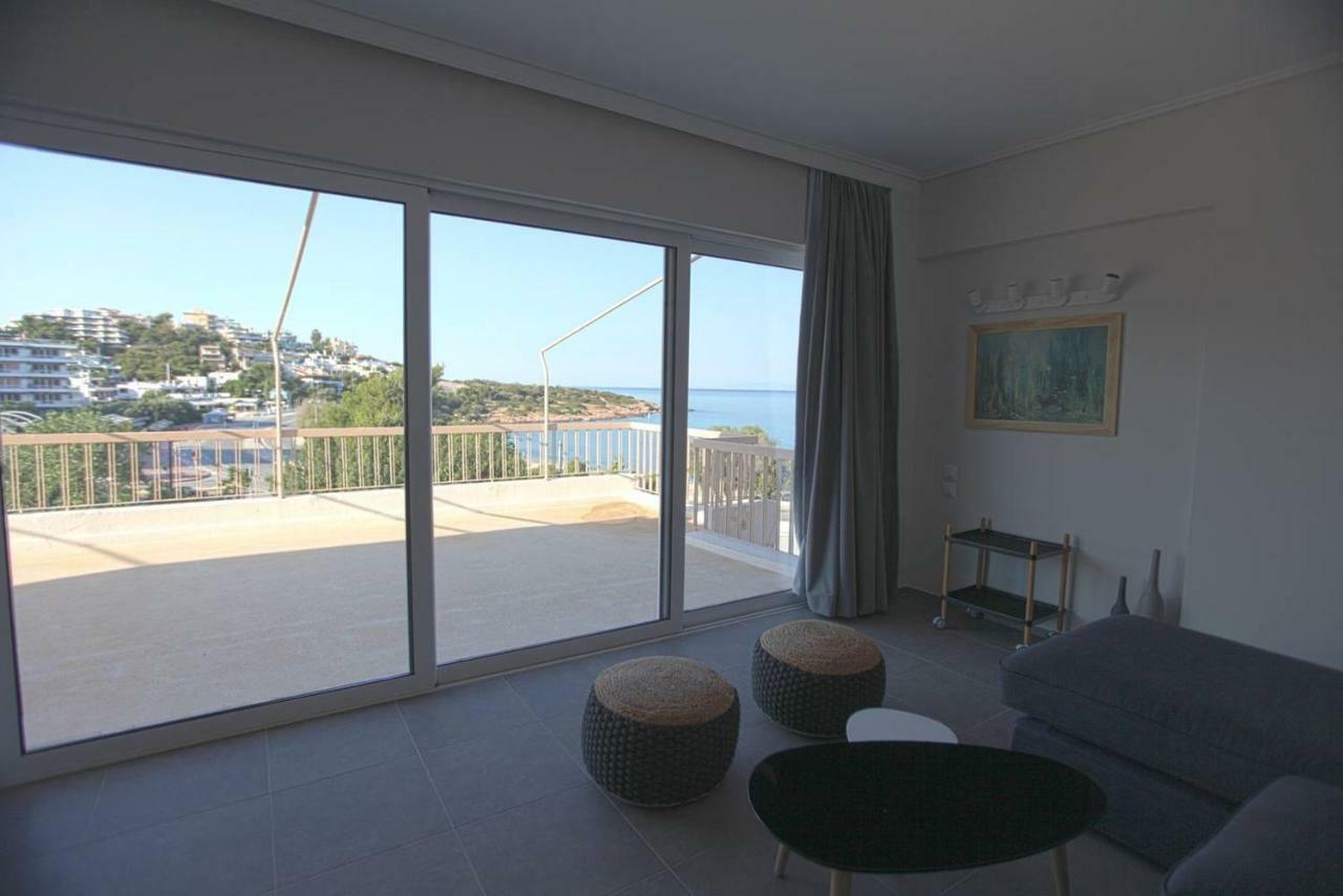 Seaside Renovated Top Floor Apartment Saronida Exterior photo