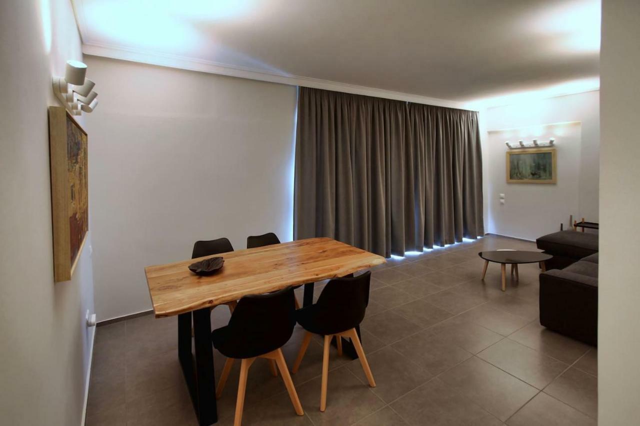 Seaside Renovated Top Floor Apartment Saronida Exterior photo